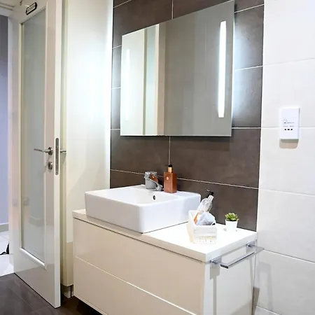 Apartment Charming & Cosy 1br, 5mins Walk To Sliema Ferries Gzira