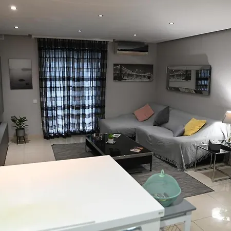 Appartement Charming & Cosy 1br, 5mins Walk To Sliema Ferries Gzira