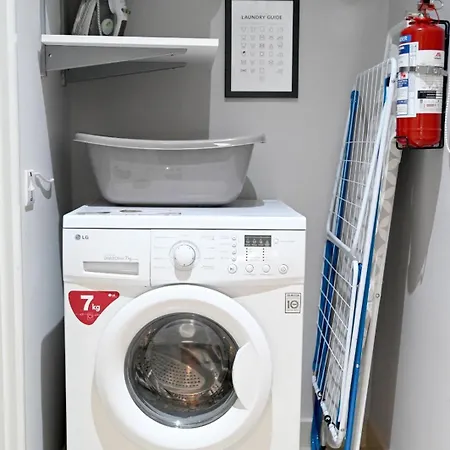 Charming & Cosy 1br, 5mins Walk To Sliema Ferries *