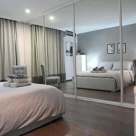 Charming & Cosy 1br, 5mins Walk To Sliema Ferries Appartement *